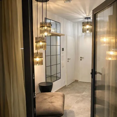 Modernes Mit Balkon Und Tiefgarage Toplage Apartment Paderborn
