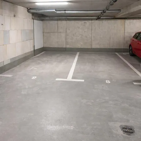 Modernes Mit Balkon Und Tiefgarage Toplage Apartmán Paderborn